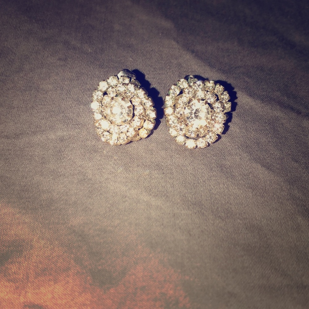 Gorgeous sparkly earrings